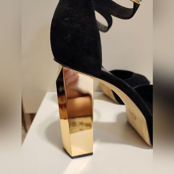 Michael Kors "Petra" Black Suede Gold Metal Heel Platform Sandals Sz.8 Ret.$175 - Picture 6 of 12